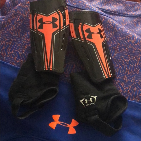 Under Armour Other - Under Armor Challenge Shin guards f/ soccer SM